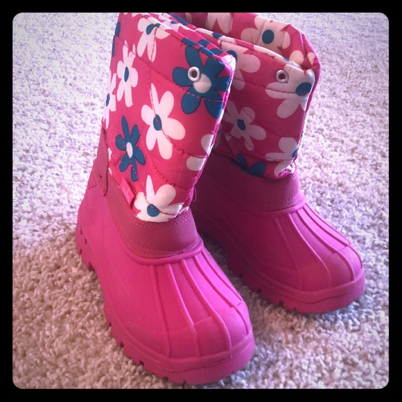 zula snow boots